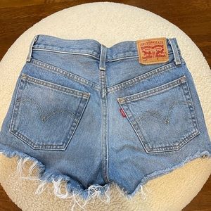 Levis 501 Jean shorts